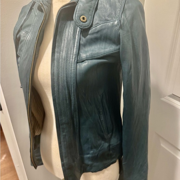 ASO Serena van der Woodsen Blue Leather Jacket - Picture 9 of 11